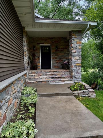 3335 Victoria Street N, Shoreview, MN 55126