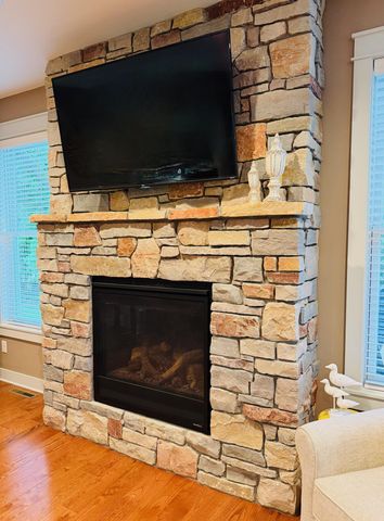 3335 Victoria Street N, Shoreview, MN 55126