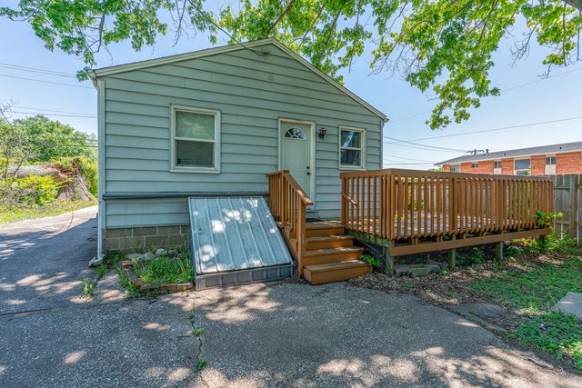 3549 41ST Street, Moline, IL 61265