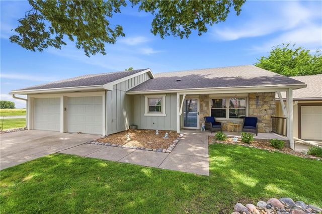 8200 E 189th Terrace, Belton, MO 64012