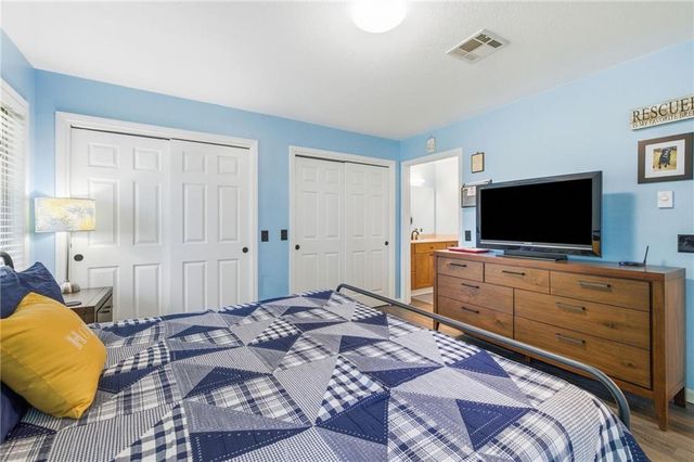 8200 E 189th Terrace, Belton, MO 64012