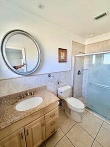 5443 Cresthaven Boulevard F, West Palm Beach, FL 33415