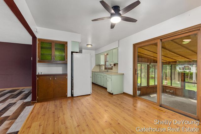 3078 Paris Park Drive Se, City Of Kentwood, MI 49512
