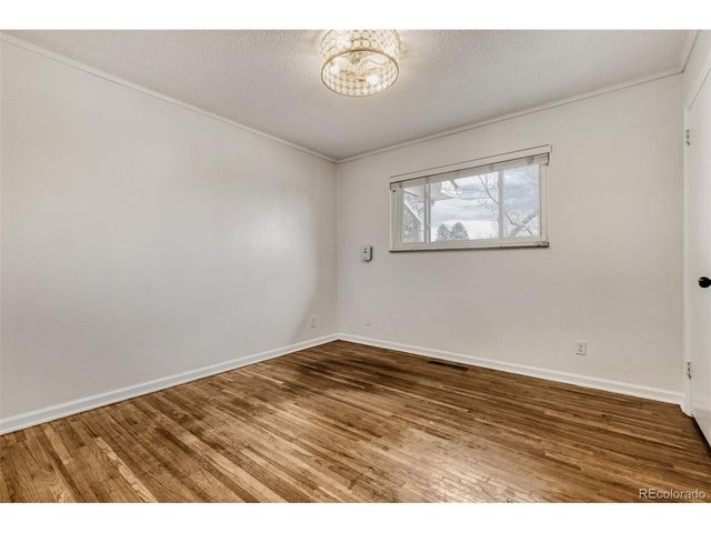 520 Crestridge Ave, Colorado Springs, CO 80906