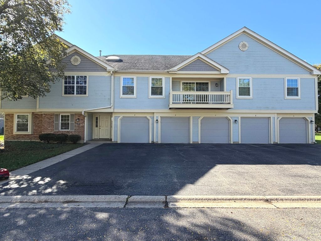 1228 Bradwell Lane C, Mundelein, IL 60060
