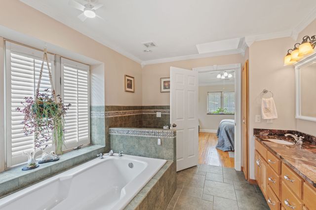 137 Lake Shore Blvd, Coalmont, TN 37313