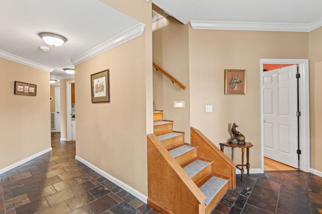 137 Lake Shore Blvd, Coalmont, TN 37313