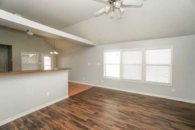 8826 Tucker Street, Cross Roads, TX 76227