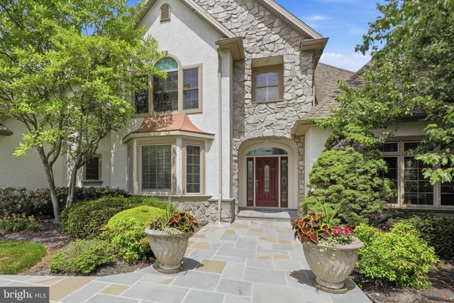 367 MILLPOND DR, Lititz, PA 17543