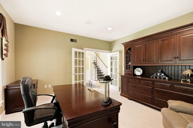 367 MILLPOND DR, Lititz, PA 17543
