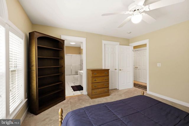 367 MILLPOND DR, Lititz, PA 17543