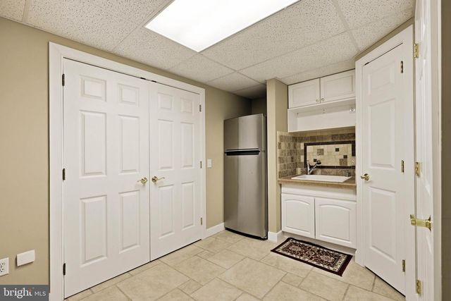 367 MILLPOND DR, Lititz, PA 17543