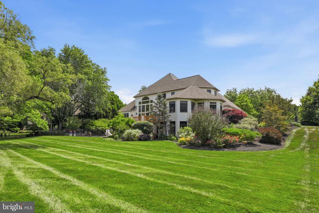 367 MILLPOND DR, Lititz, PA 17543
