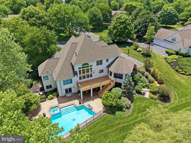 367 MILLPOND DR, Lititz, PA 17543