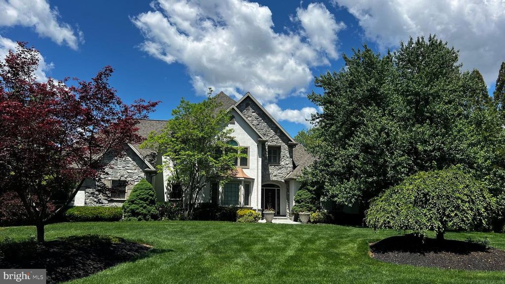367 MILLPOND DR, Lititz, PA 17543