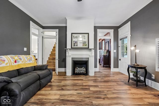 211 Whiteland Road, Whiteland, IN 46184