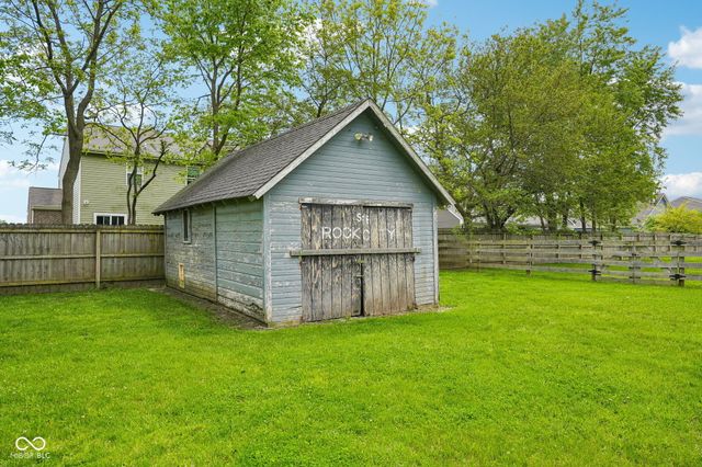 211 Whiteland Road, Whiteland, IN 46184