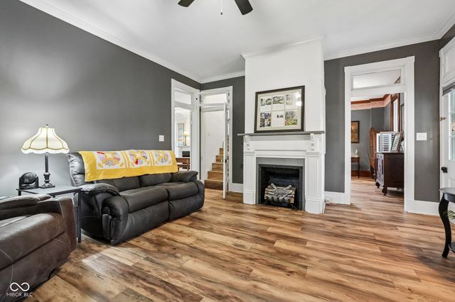 211 Whiteland Road, Whiteland, IN 46184