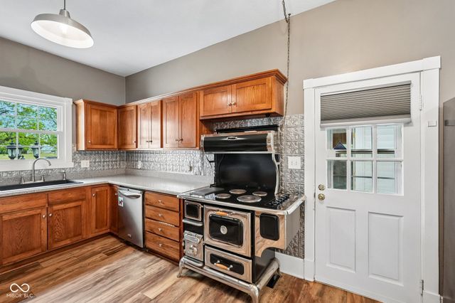 211 Whiteland Road, Whiteland, IN 46184