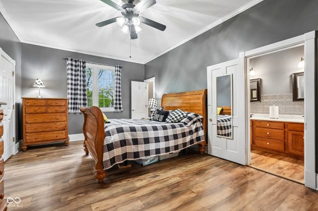 211 Whiteland Road, Whiteland, IN 46184