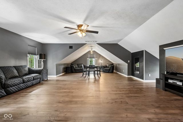 211 Whiteland Road, Whiteland, IN 46184