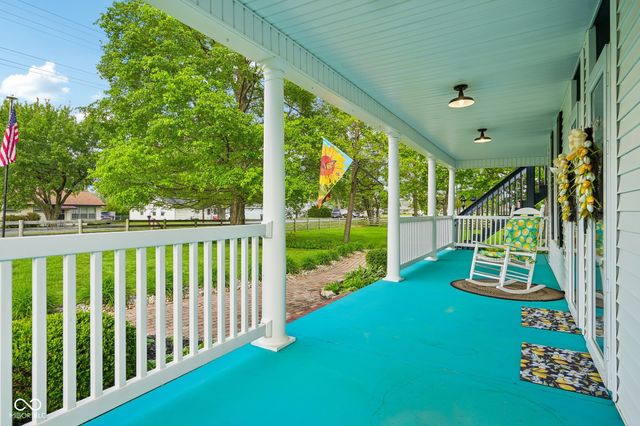 211 Whiteland Road, Whiteland, IN 46184