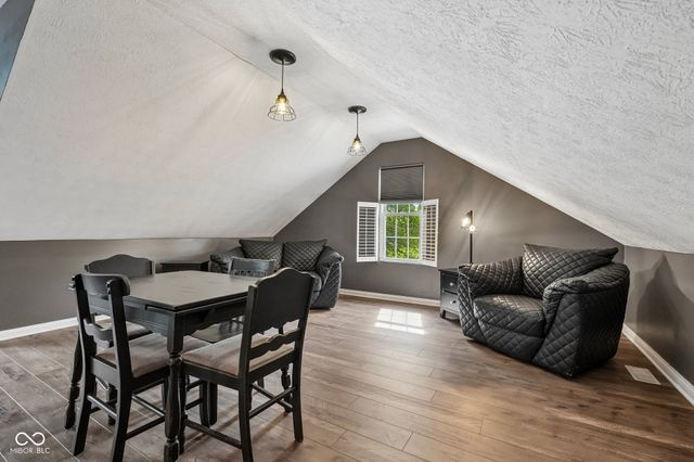 211 Whiteland Road, Whiteland, IN 46184