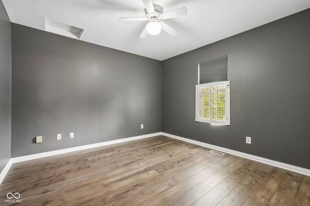 211 Whiteland Road, Whiteland, IN 46184