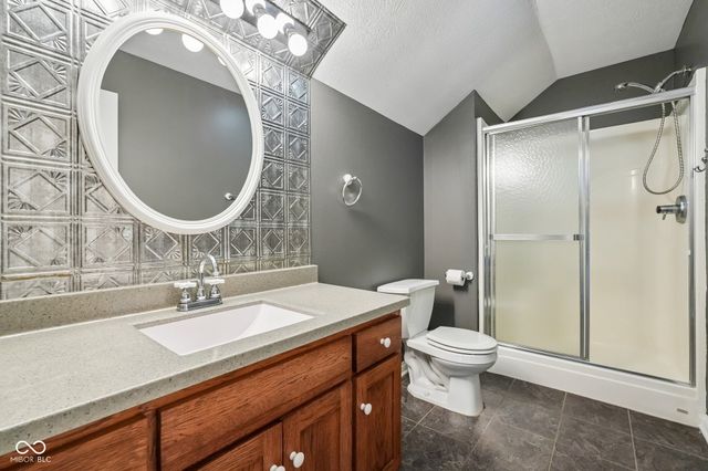 211 Whiteland Road, Whiteland, IN 46184
