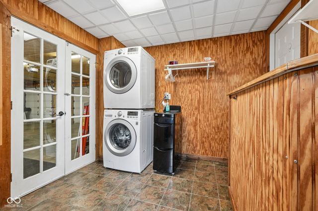 211 Whiteland Road, Whiteland, IN 46184