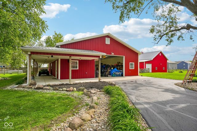 211 Whiteland Road, Whiteland, IN 46184