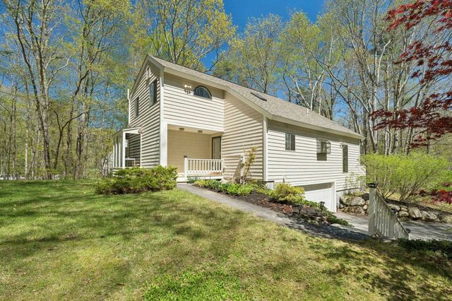 143 Harper Ridge Road, Hampstead, NH 03826