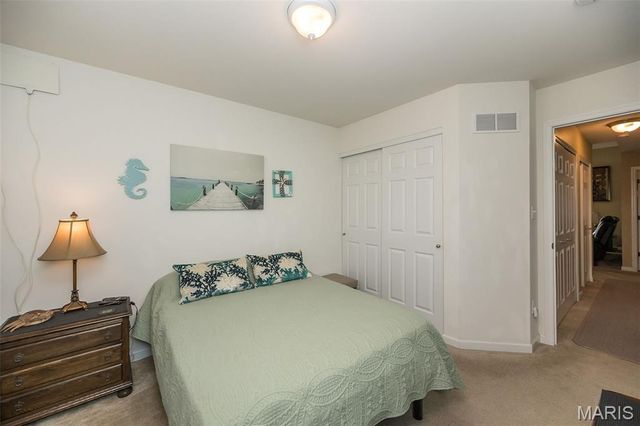 36 Chesterfield Court, Wentzville, MO 63385