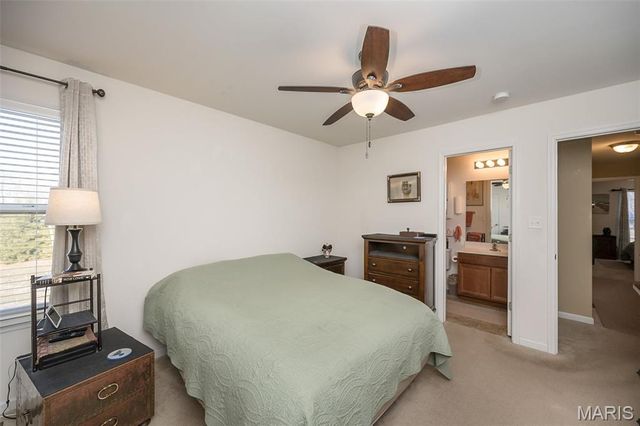 36 Chesterfield Court, Wentzville, MO 63385