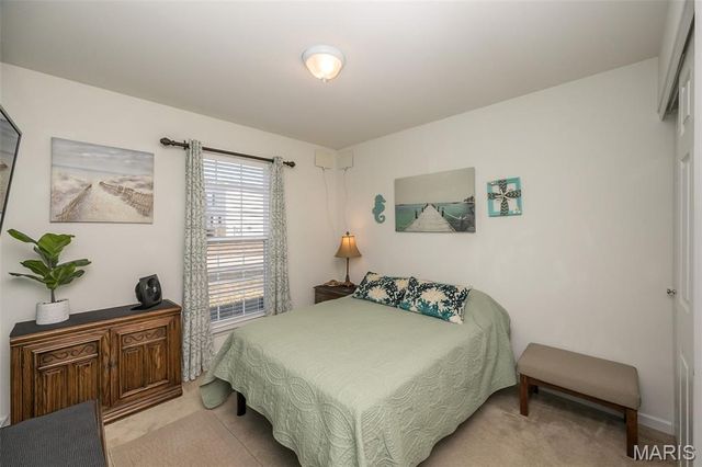 36 Chesterfield Court, Wentzville, MO 63385