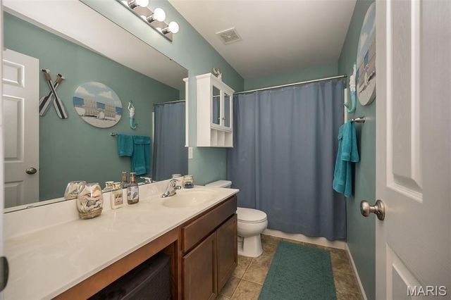 36 Chesterfield Court, Wentzville, MO 63385