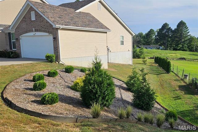 36 Chesterfield Court, Wentzville, MO 63385