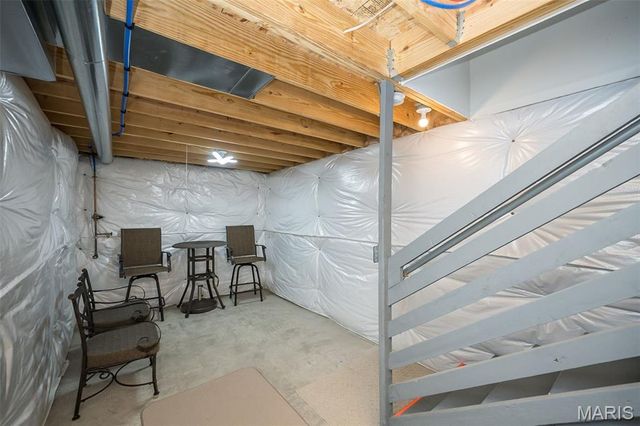 36 Chesterfield Court, Wentzville, MO 63385