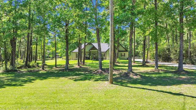 9 Prescott Drive, New Waverly, TX 77358