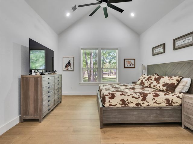 9 Prescott Drive, New Waverly, TX 77358