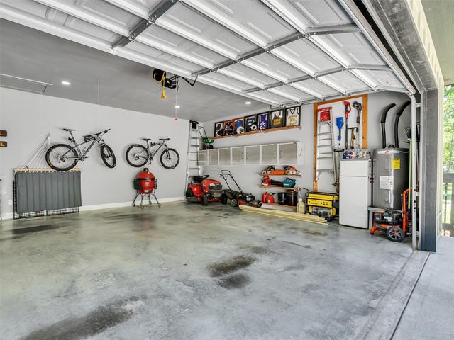 9 Prescott Drive, New Waverly, TX 77358
