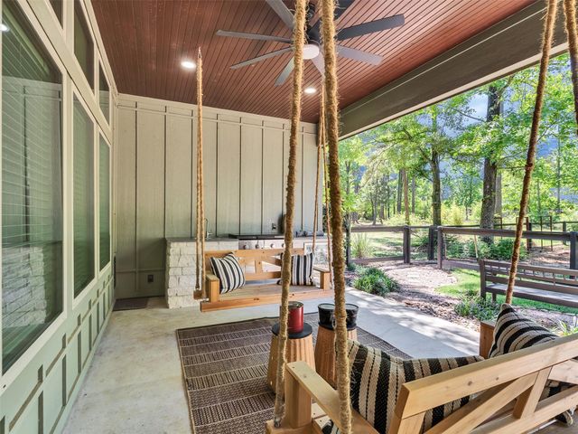 9 Prescott Drive, New Waverly, TX 77358