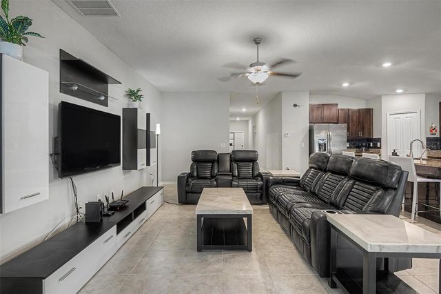 13411 WILLOW BLUESTAR LOOP, Riverview, FL 33579