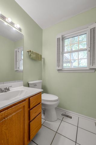 1748 Brook Park Drive, Lexington, KY 40515