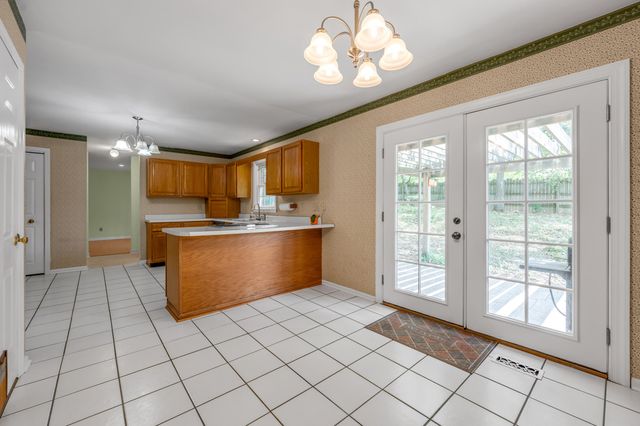 1748 Brook Park Drive, Lexington, KY 40515