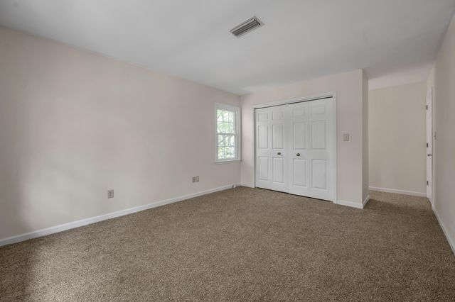 1748 Brook Park Drive, Lexington, KY 40515