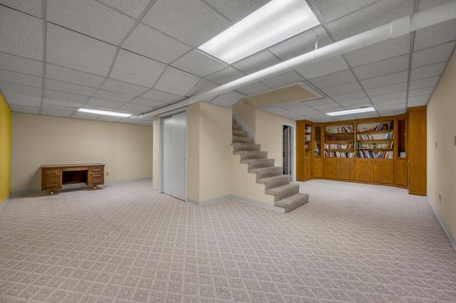 1748 Brook Park Drive, Lexington, KY 40515