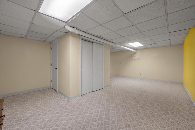 1748 Brook Park Drive, Lexington, KY 40515