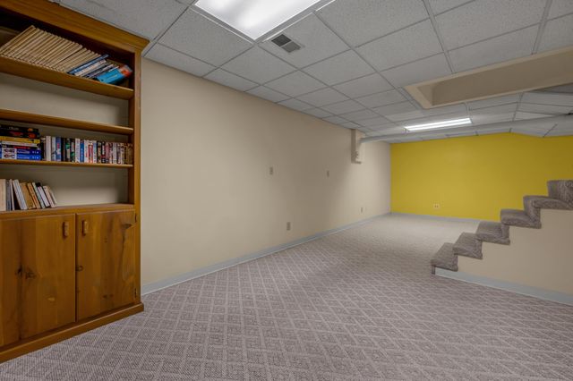 1748 Brook Park Drive, Lexington, KY 40515