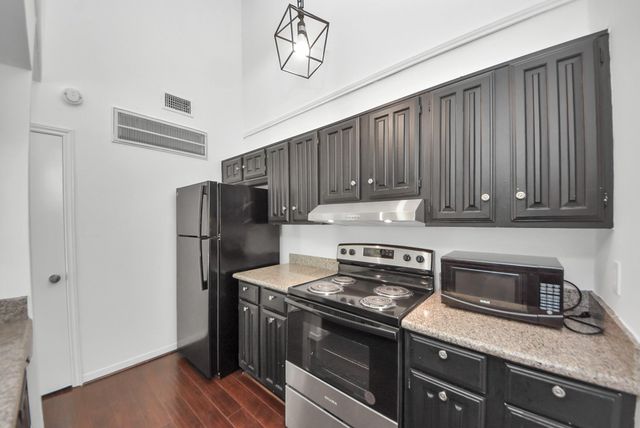 3500 Tangle Brush Drive 8, Spring, TX 77381